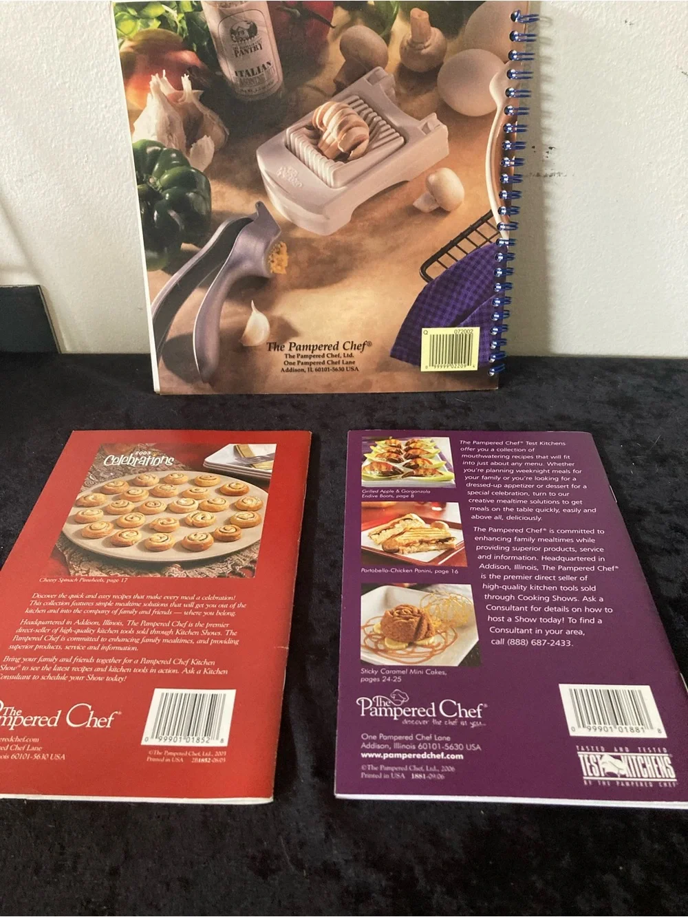 The Pampered Chef Recipe Book Set - Brown, White, Red Accents